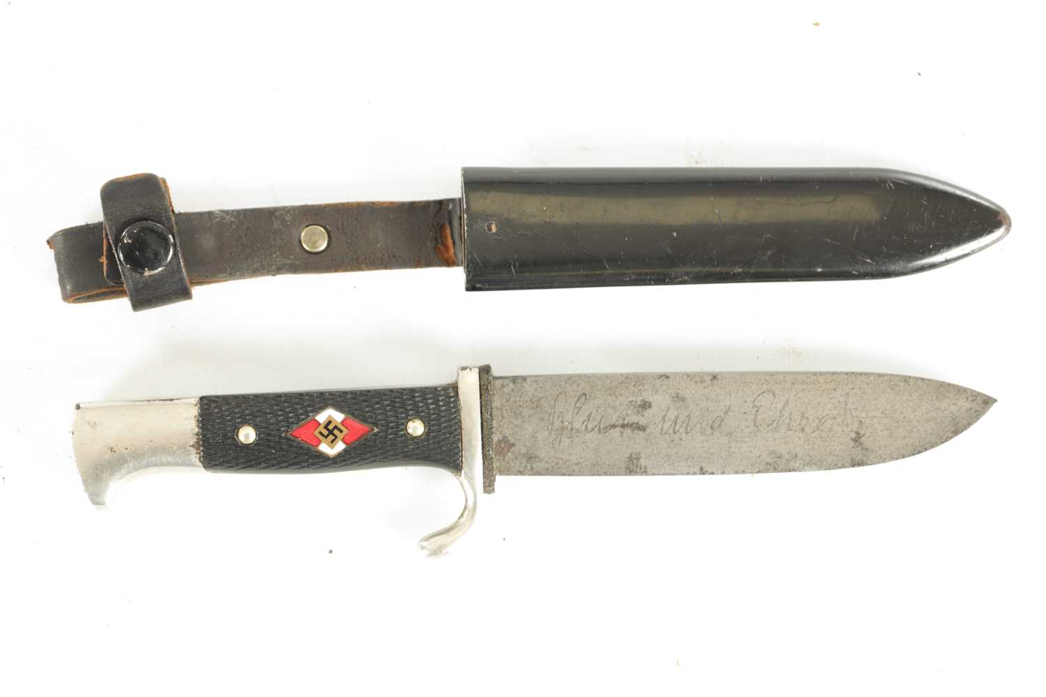 Lot 532 - A WORLD WAR II GERMAN NAZI HITLER YOUTH DAGGER