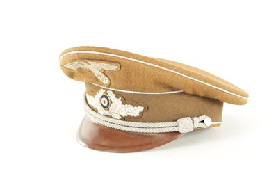 Lot 554 - A VERY RARE GERMAN WW2 OSTMINISTERIUM GOVERNMENT OFFICIALS VISOR CAP
