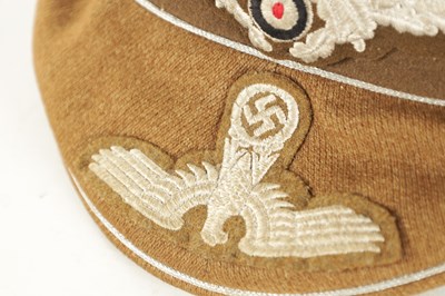 Lot 554 - A VERY RARE GERMAN WW2 OSTMINISTERIUM GOVERNMENT OFFICIALS VISOR CAP