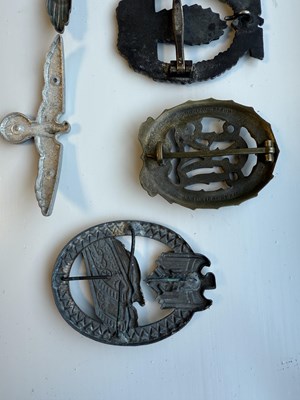 Lot 557 - A COLLECTION OF SIX WWII NAZI GERMAN BADGES
