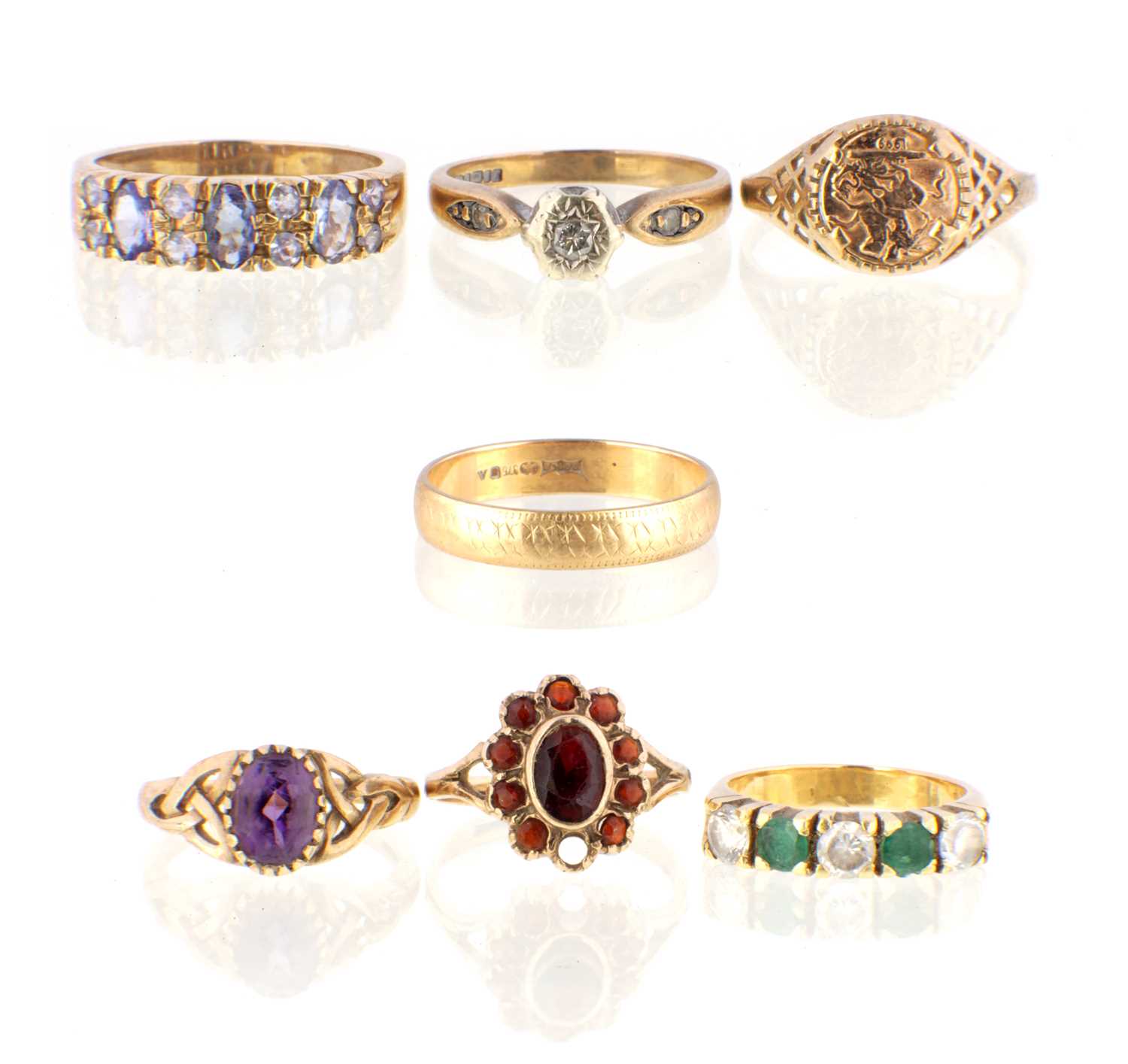 Lot 546 - A COLLECTION OF SEVEN 9CT GOLD RINGS
