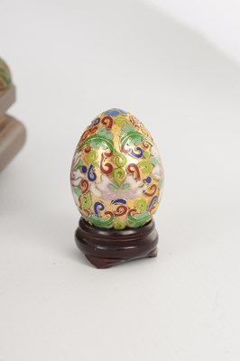 Lot 264 - A 20TH CENTURY CHINESE CLOISONNÉ EARTHQUAKE DETECTOR