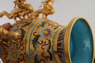 Lot 264 - A 20TH CENTURY CHINESE CLOISONNÉ EARTHQUAKE DETECTOR