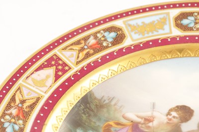 Lot 72 - A LATE 19TH CENTURY ‘VIENNA’ CABINET PLATE