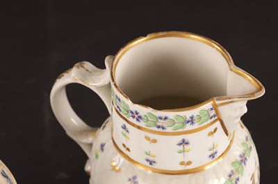 Lot 94 - A LATE 18TH CENTURY CAUGHLEY PORCELAIN CABBAGE LEAF MOULDED JUG