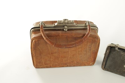 Lot 861 - A VINTAGE CROCODILE LADIES TRAVELING VANITY BAG