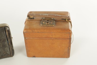 Lot 861 - A VINTAGE CROCODILE LADIES TRAVELING VANITY BAG