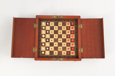 Lot 932 - A LATE 19TH / EARLY 20TH CENTURY JACQUES TYPE MAHOGANY TRAVELLING CHESS SET