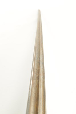 Lot 662 - A 19TH CENTURY FRENCH OFFICERS SWORD