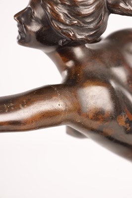 Lot 885 - AN EARLY 20TH CENTURY ART DECO STYLE FIGURAL BRONZE OF DIANA THE HUNTRESS