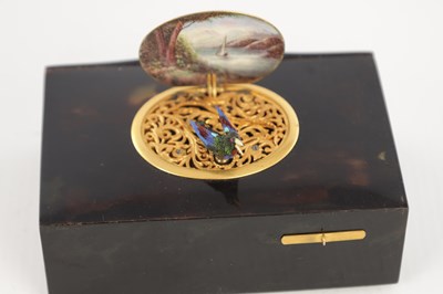 Lot 857 - A MID 19TH CENTURY SWISS TORTOISESHELL SINGING MUSICAL BIRD BOX