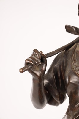 Lot 911 - EUGENE AIZELIN (1821-1902). A LATE 19TH CENTURY FIGURAL BRONZE SCULPTURE OF A LADY