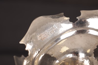 Lot 359 - A FINE PAIR OF ART NOUVEAU SILVER BON BON DISHES