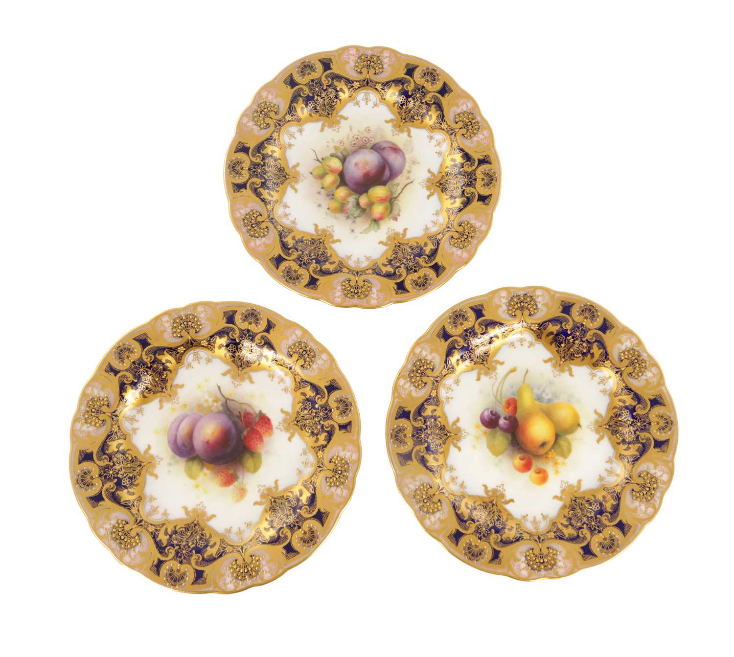 Lot 77 - A SET OF 3 FINE ROYAL WORCESTER FRUIT CABINET PLATES BY A SHUCK AND F.PHILLIPS
