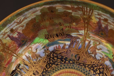 Lot 101 - A FINE WEDGWOOD FAIRYLAND LUSTRE PEDESTAL PUNCHBOWL CIRCA 1920'S DESIGNED BY DAISY MAKEIG-JONES