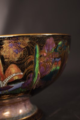 Lot 101 - A FINE WEDGWOOD FAIRYLAND LUSTRE PEDESTAL PUNCHBOWL CIRCA 1920'S DESIGNED BY DAISY MAKEIG-JONES