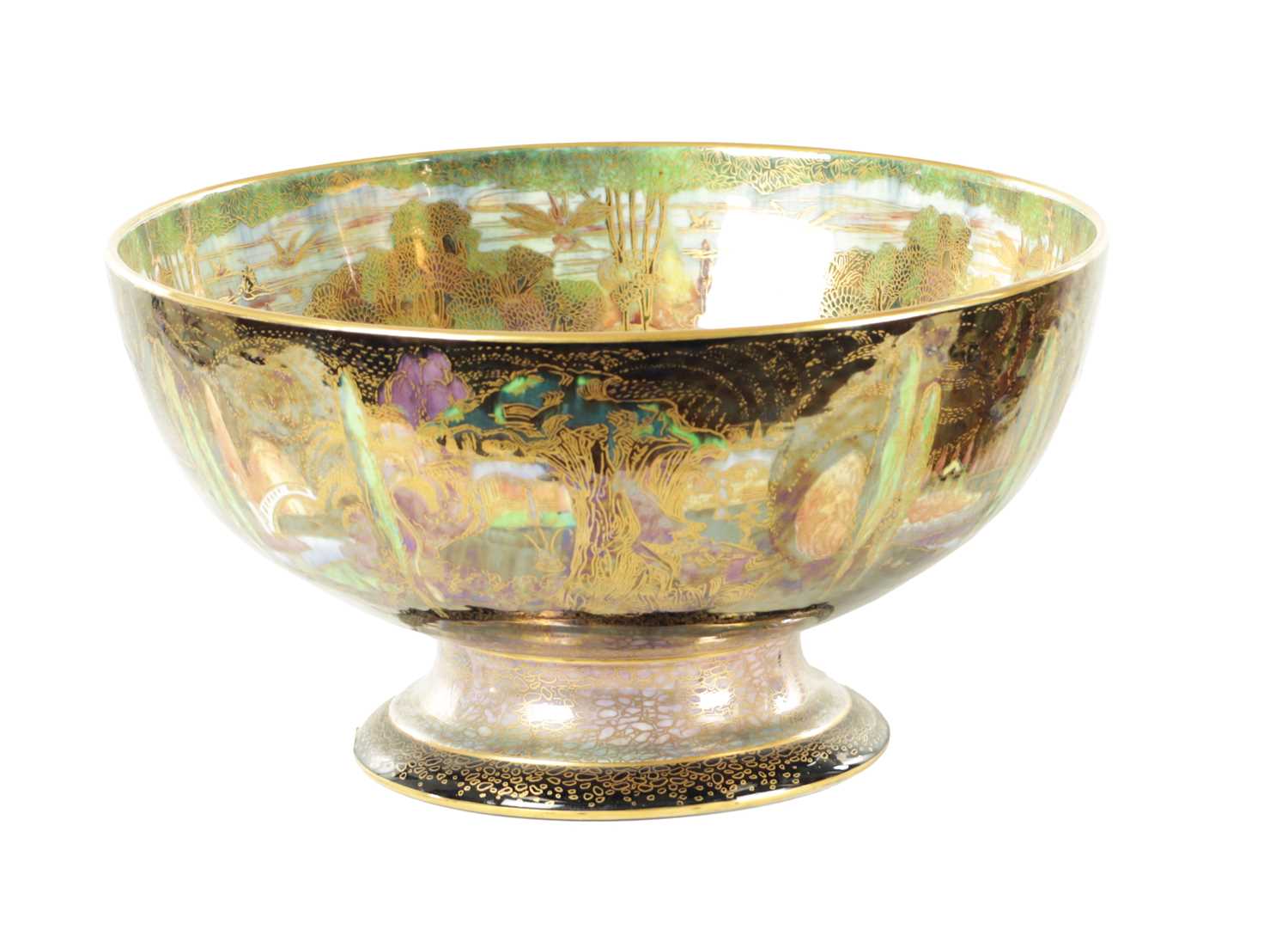 Lot 101 - A FINE WEDGWOOD FAIRYLAND LUSTRE PEDESTAL PUNCHBOWL CIRCA 1920'S DESIGNED BY DAISY MAKEIG-JONES
