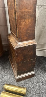 Lot 1611 - ISAC HANWELL, LONDON. AN EARLY 18TH CENTURY BURR WALNUT LONGCASE CLOCK