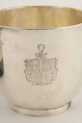 Lot 446 - A QUEEN ANNE SILVER PORRINGER