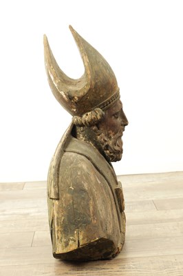 Lot 1090 - AN 18TH CENTURY ITALIAN POLYCHROME CARVED SCULPTURE OF A BISHOP