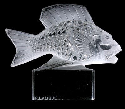 Lot 15 - R. LALIQUE, BARBILLION PAPERWEIGHT modelled as...
