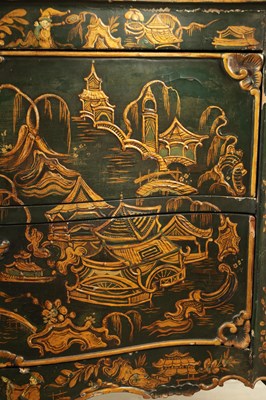 Lot 1239 - A 19TH CENTURY ITALIAN CHINOISERIE LACQUERED SERPENTINE SHAPED COMMODE