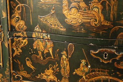 Lot 1239 - A 19TH CENTURY ITALIAN CHINOISERIE LACQUERED SERPENTINE SHAPED COMMODE