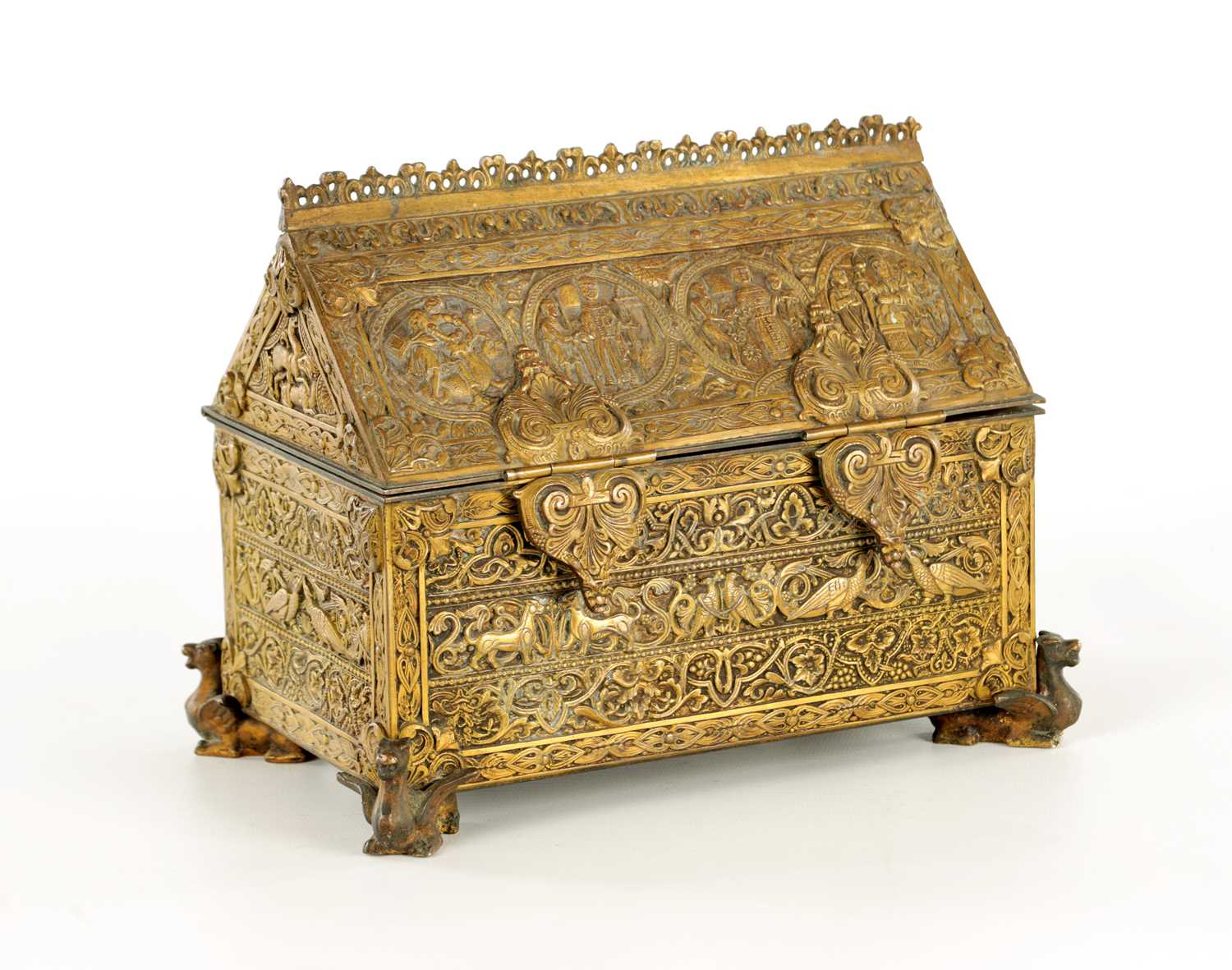 Lot 805 - A 19TH CENTURY GILT BRONZE RENAISSANCE JEWELLERY CASKET