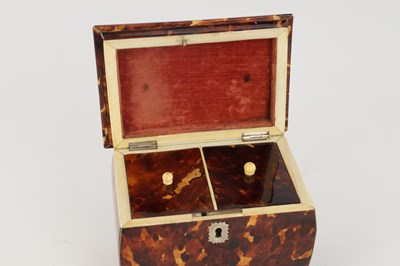 Lot 1116 - AN EARLY 19TH CENTURY TORTOISESHELL PAGODA SHAPED TEA CADDY