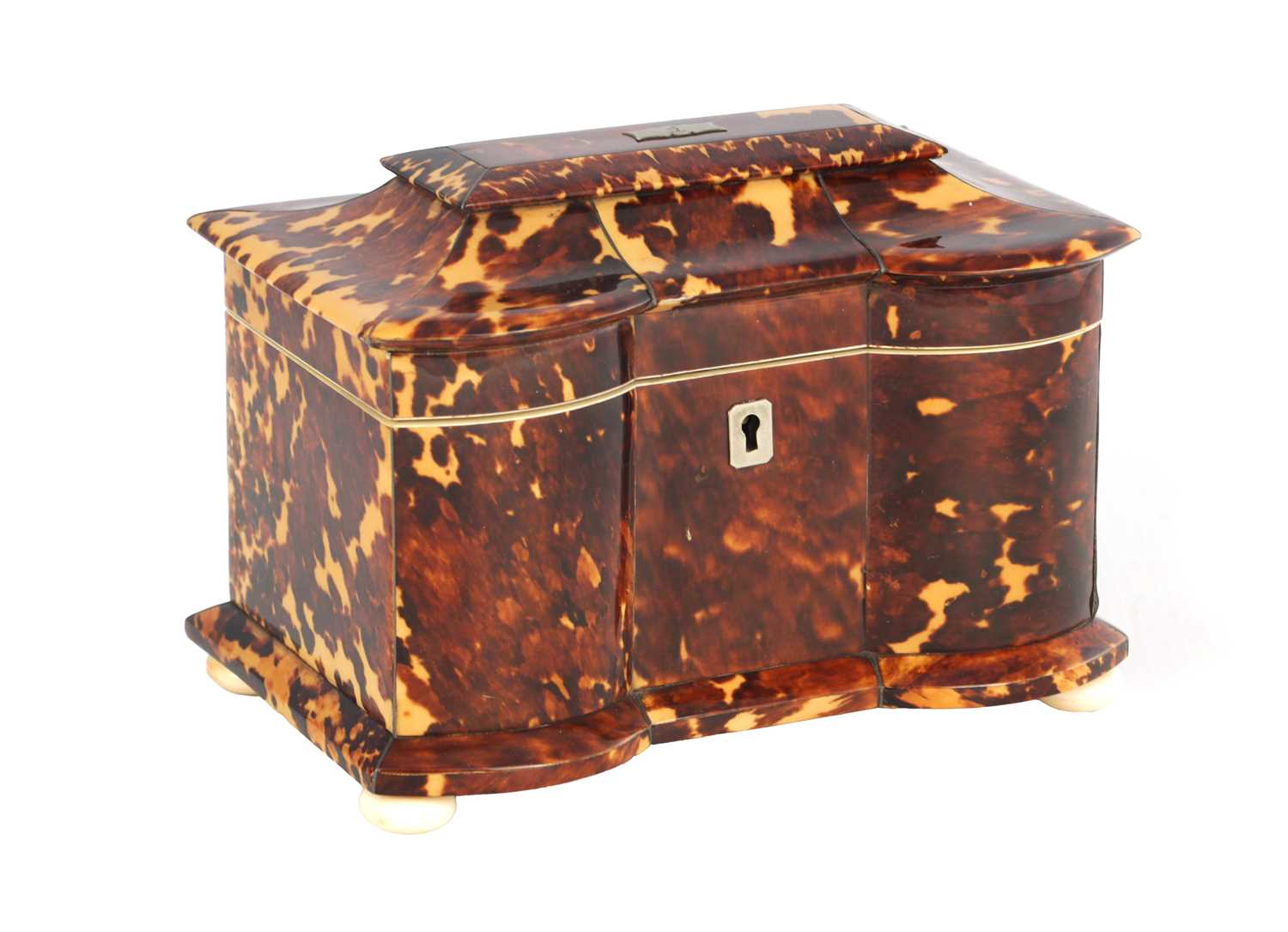 Lot 1113 - A 19TH CENTURY INVERTED DOUBLE BOW-SIDED TORTOISESHELL TEA CADDY