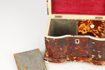 Lot 1113 - A 19TH CENTURY INVERTED DOUBLE BOW-SIDED TORTOISESHELL TEA CADDY