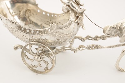 Lot 522 - A LATE 19TH CENTURY CONTINENTAL SILVER NOVELTY BONBON DISH