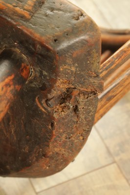 Lot 1216 - A GOOD EARLY 18TH CENTURY ELM PRIMITIVE WELSH STICK BACK CHAIR
