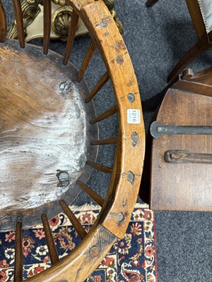 Lot 1216 - A GOOD EARLY 18TH CENTURY ELM PRIMITIVE WELSH STICK BACK CHAIR