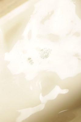 Lot 96 - A LARGE LATE 19TH CENTURY ROYAL WORCESTER PORCELAIN FIGURAL SCULPTURE OF THE BATHER