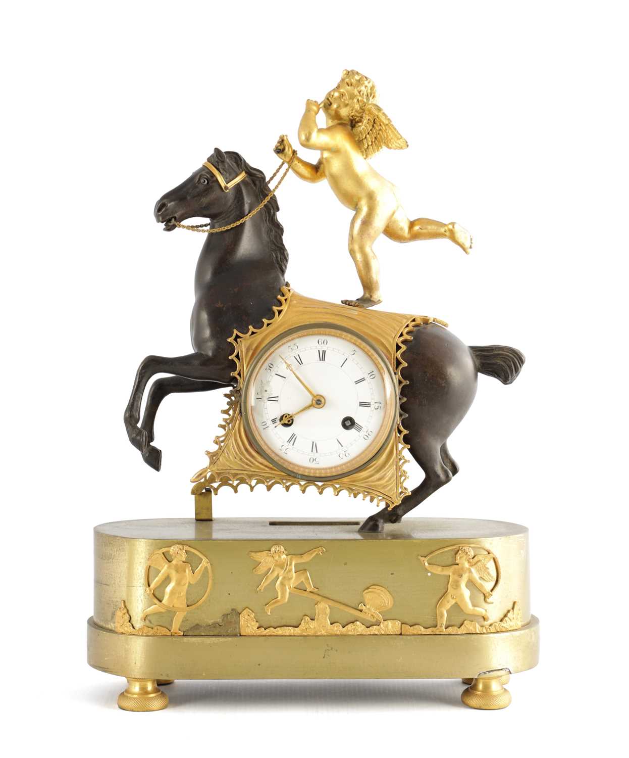 Lot 1635 - AN EARLY 19TH CENTURY FRENCH BRONZE AND ORMOLU MANTEL CLOCK