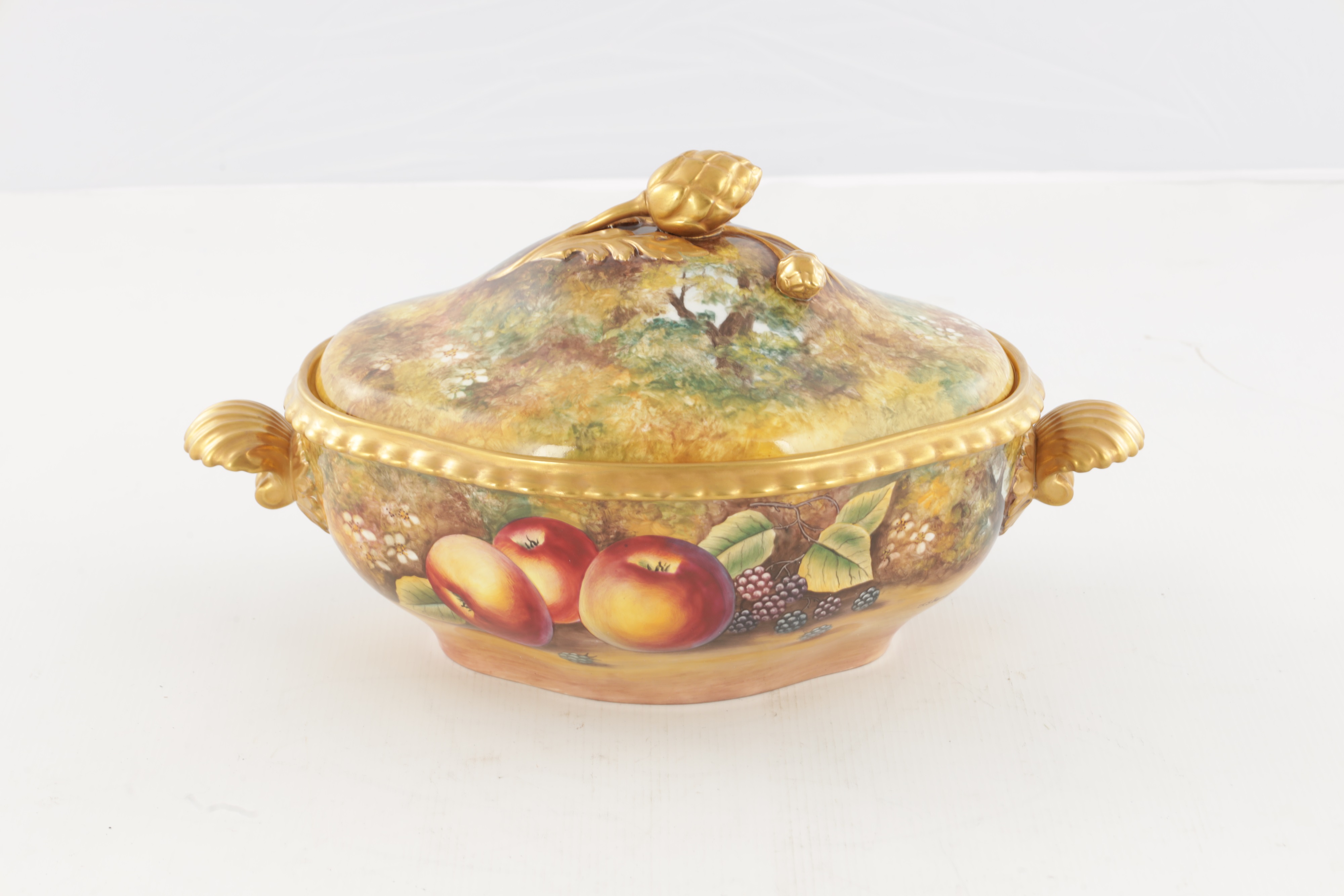 Lot 63 - A FINE ROYAL WORCESTER FRUIT BLACK MARK