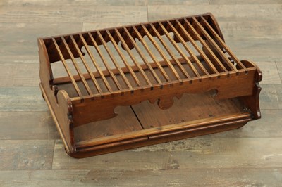 Lot 1311 - A LATE GEORGIAN MAHOGANY PLATE RACK