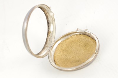 Lot 1434 - A SILVER PAIR CASED FUSEE POCKET WATCH