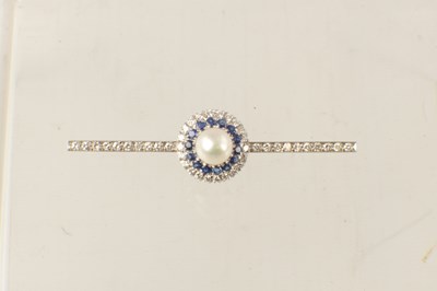 Lot 548 - A PLATINUM, DIAMOND, SAPPHIRE AND PEARL BAR BROOCH