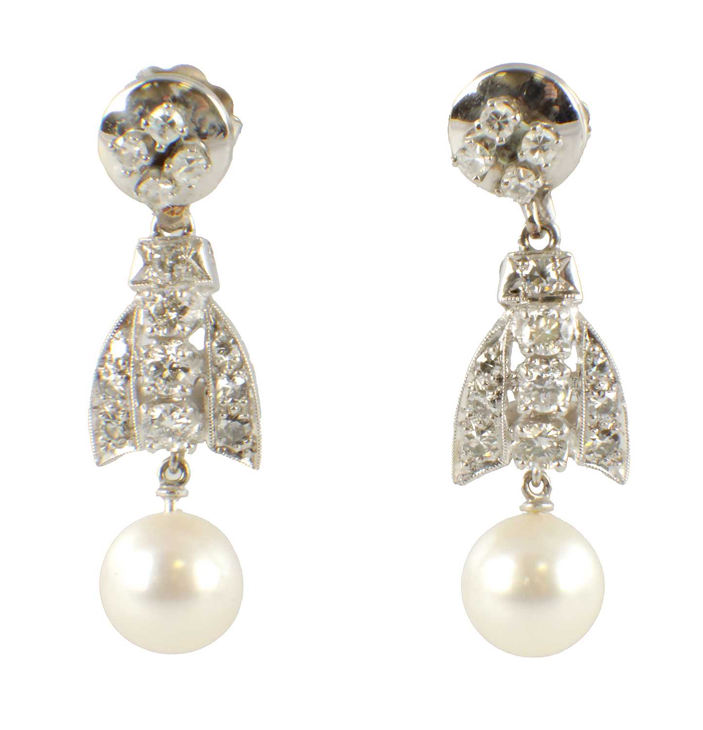 Lot 560 - A PAIR OF 18CT WHITE GOLD, DIAMOND AND PEARL PENDANT EARRINGS