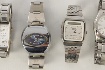 Lot 1459 - A LARGE COLLECTION OF 19 VINTAGE WRISTWATCHES