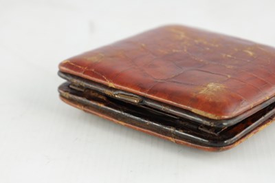 Lot 1409 - AN EARLY 20TH CENTURY CROCODILE SKIN ASPREY TRAVELING ALARM CLOCK