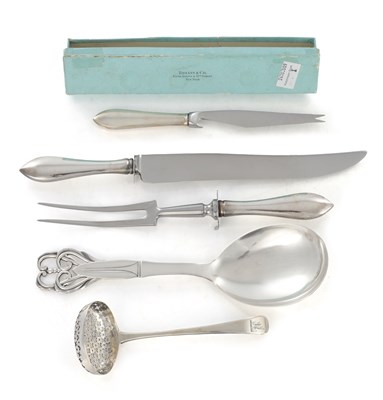 Lot 236 - A COLLECTION OF SILVER ITEMS