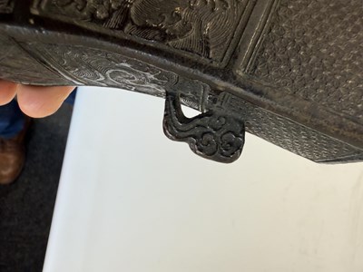 Lot 370 - A 13TH / 14TH CENTURY CHINESE CAST PATINATED BRONZE YUAN DYNASTY VASE