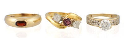 Lot 167 - A COLLECTION OF THREE GOLD RINGS