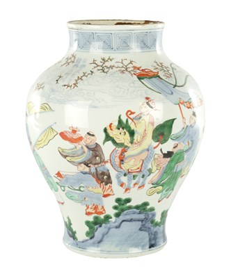 Lot 397 - A 19TH CENTURY CHINESE FAMILLE VERT PORCELAIN VASE