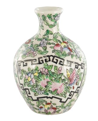 Lot 379 - A CHINESE FAMILLE ROSE PORCELAIN VASE BEARING THE QIANLONG MARK