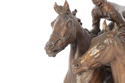 Lot 926 - BERNARD WINSKILL (d. 1980) A LARGE PATINATED BRONZE SCULPTURE