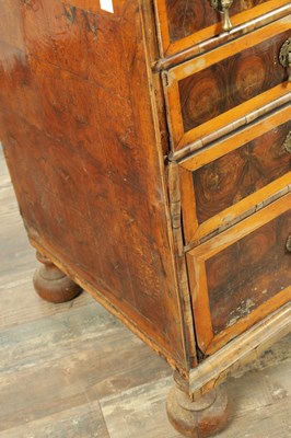 Lot 1710 - A WILLIAM AND MARY LABURUM OYSTER VENNERED CHEST OF DRAWERS